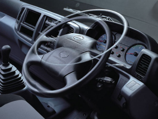 Energy Absorbing Steering Wheel & Column